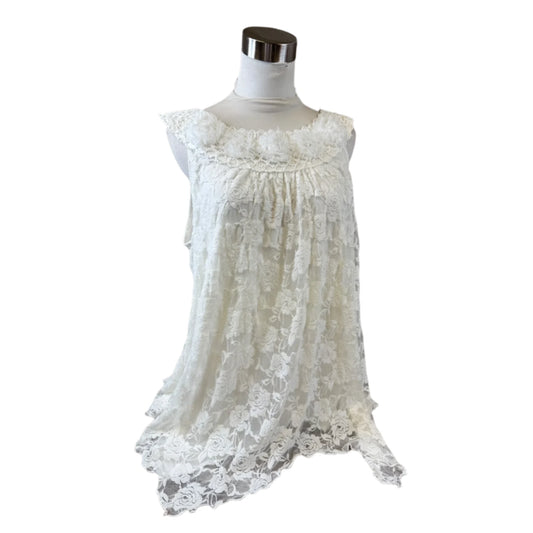 Top Sleeveless By Dressbarn In Cream, Size: 2x