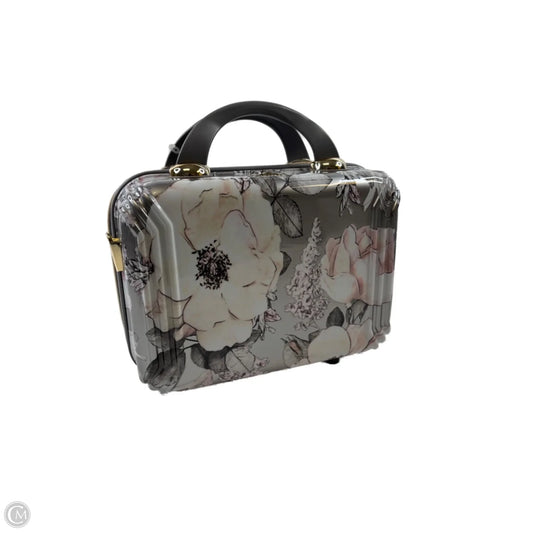 Duffle And Weekender By Clothes Mentor, Size: Medium