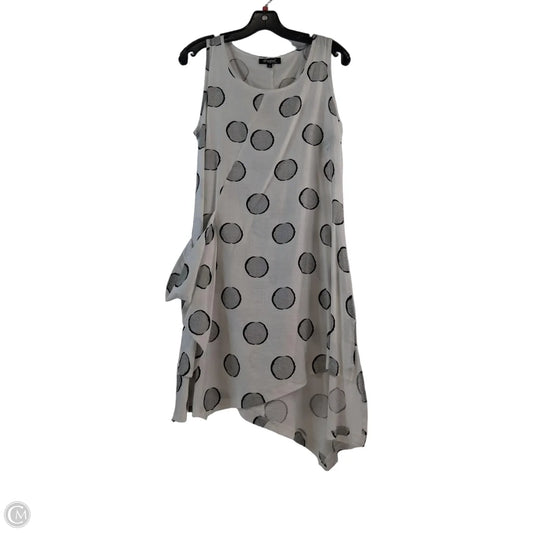 Dress Casual Midi By Clothes Mentor In Black & White, Size: M