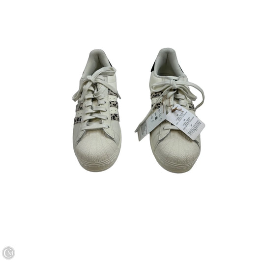 Shoes Sneakers By Adidas In White, Size: 9