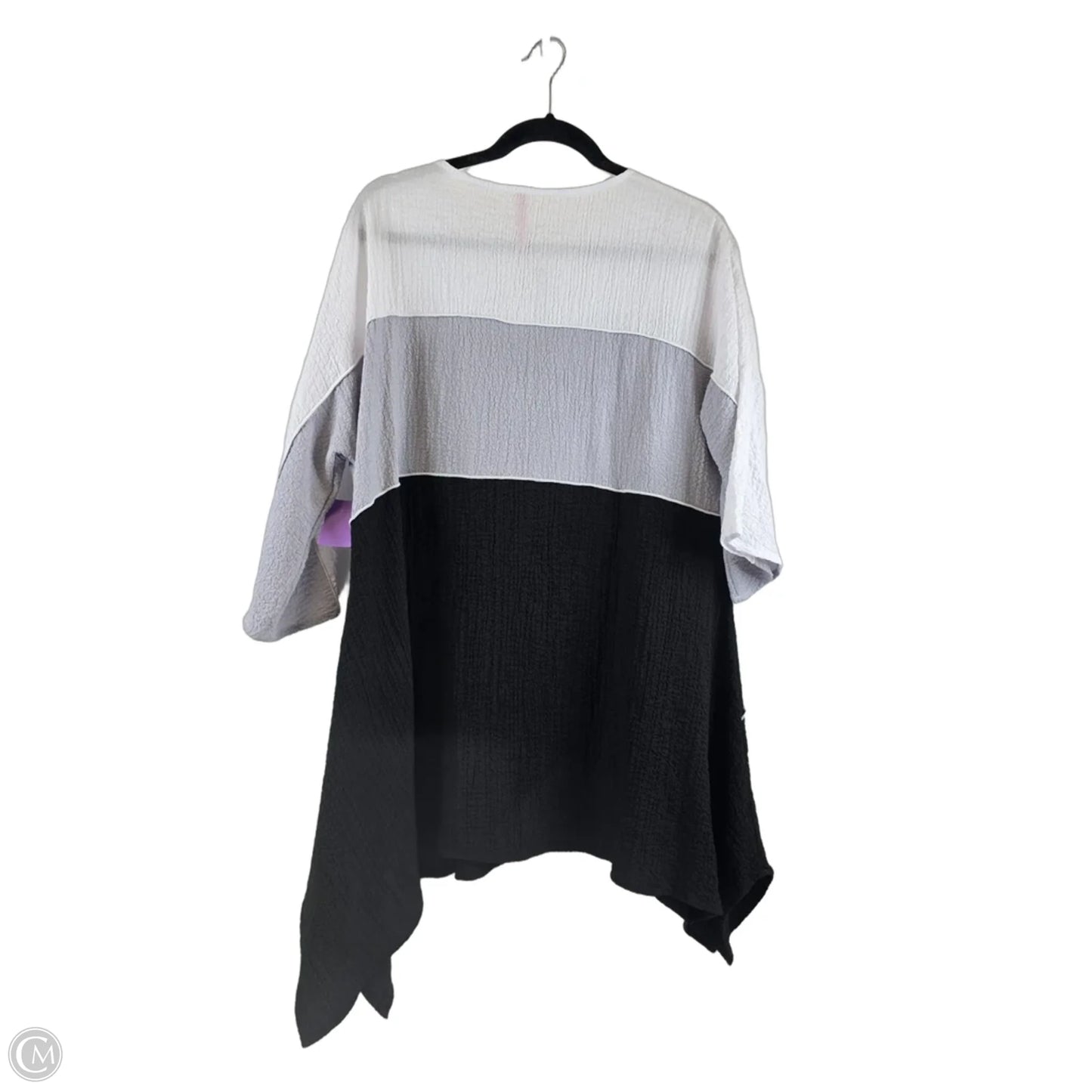 Top Short Sleeve By Ic By Connie K In Black & Grey, Size: L