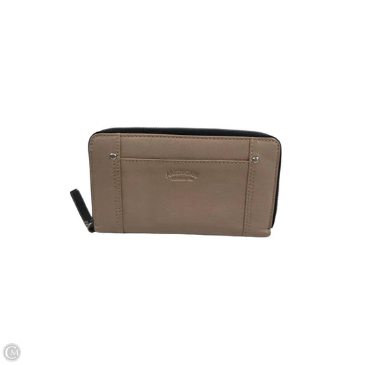 Wallet By Clothes Mentor, Size: Medium