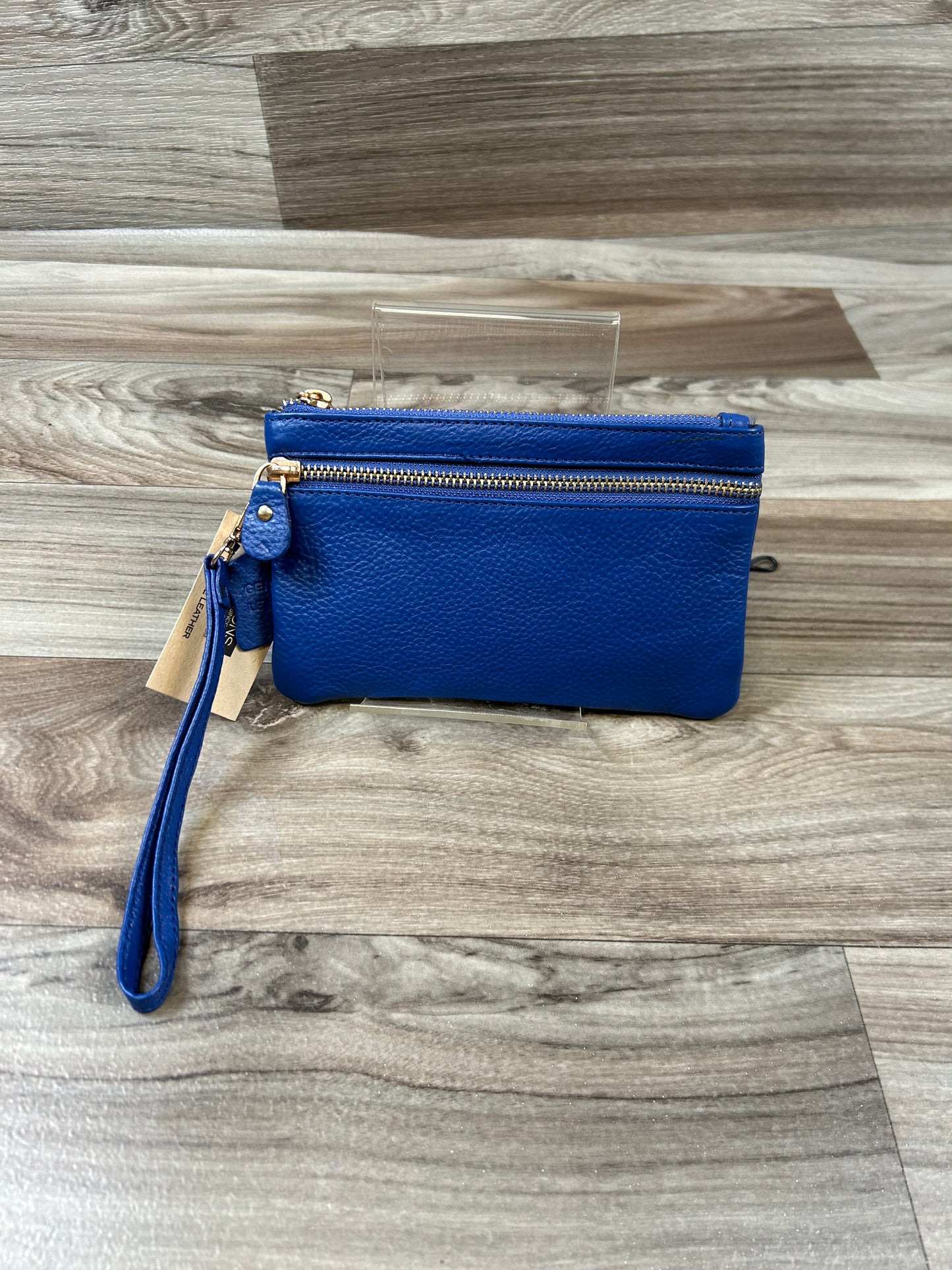 Wristlet By Wilsons Leather  Size: Medium