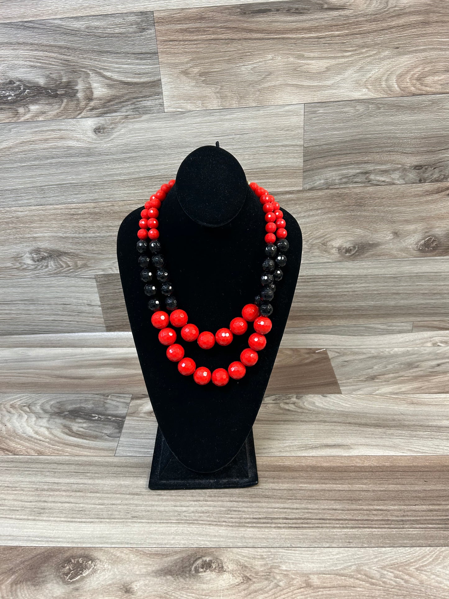 Necklace Layered By Clothes Mentor Clothes Mentor Syracuse NY 144